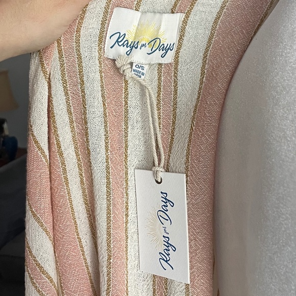 Rays for Days Cococabana Swim Coverup - Coral - Picture 5 of 6